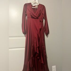 Altard’s State Andrea dress in Burgundy size small- available